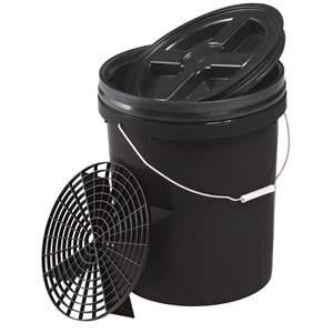 Bøtte med rist og lokk