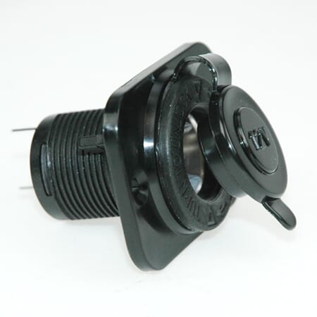 STRØMUTTAK 12V 20A